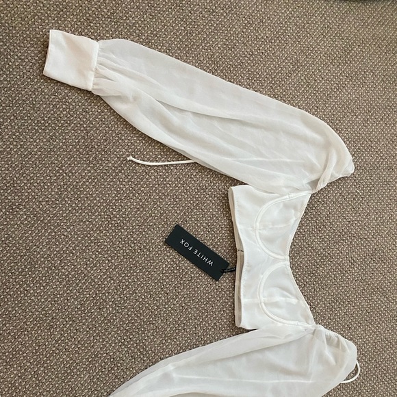 White Fox ‘Social Seduction Long Sleeve’ Size XS - Picture 3 of 6